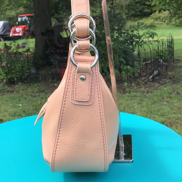 🔥Pristine Condition Marc Jacobs Studded Bow Bag Peach/Pink - Picture 3 of 13